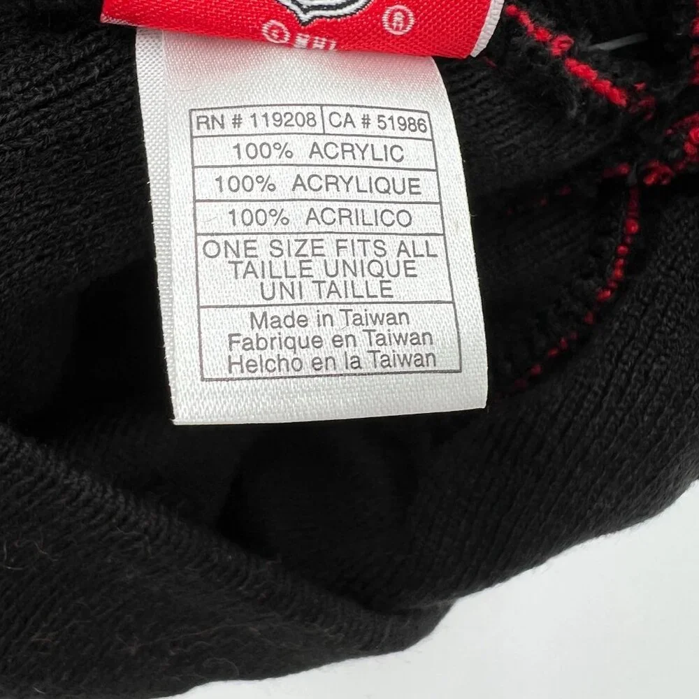 Reebok Unisex OSFA Red Striped Acrylic‎ Calgary Flames NHL Hockey Beanie Hat NWT